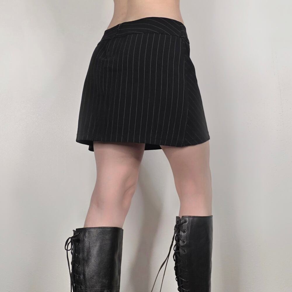 Y2K Black Pinstripe Mini Skirt Office Siren Corporate Goth Charlotte Russe